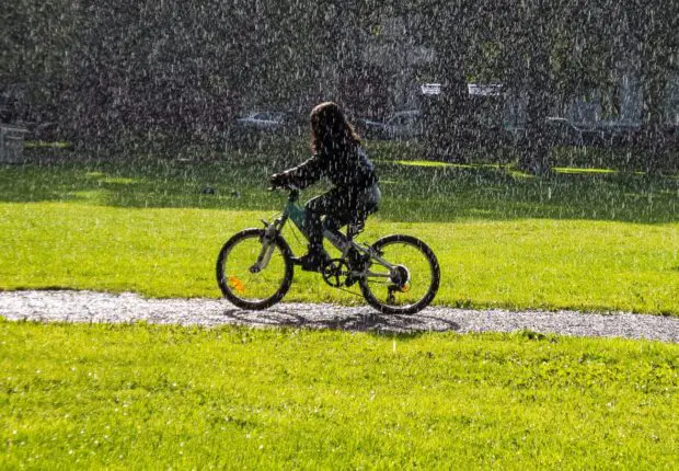 Wasserdichte Fahrradjacke für Kinder