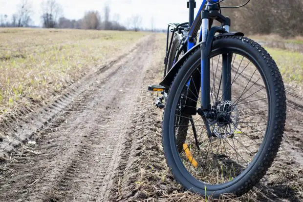 Trekking-Fahrrad
